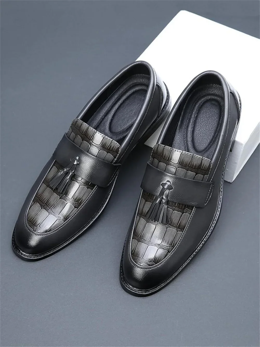 Men Grey Black Crocodile Print Tassel Slip On Loafer Business Formal Dress Shoes